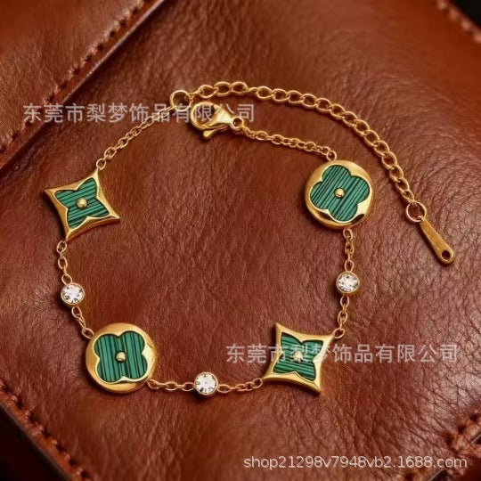 Wholesale Four-Leaf Clover Titanium Steel Bracelet,  18K Gold Plated Fashion Accessory,  Everyday Wear Gift for Women