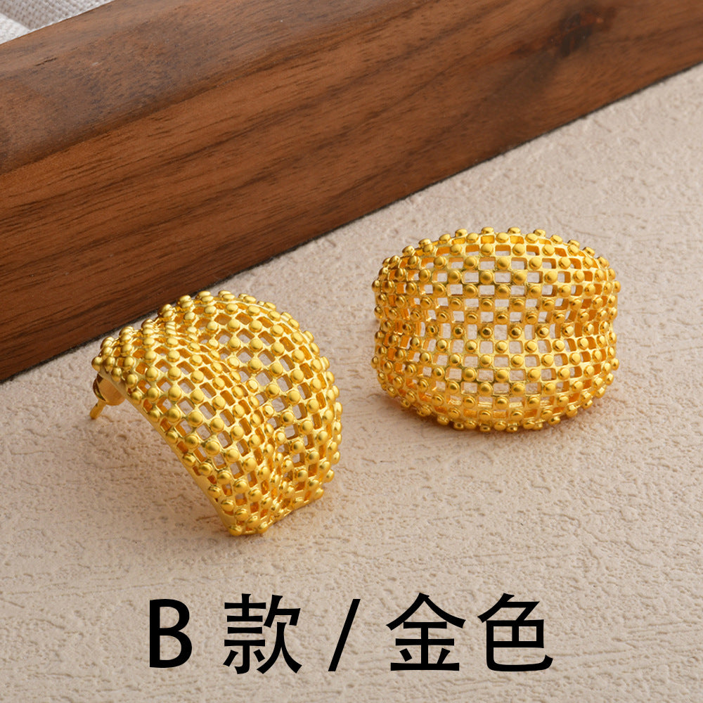 Wholesale Geometric Hollow Ball Earrings