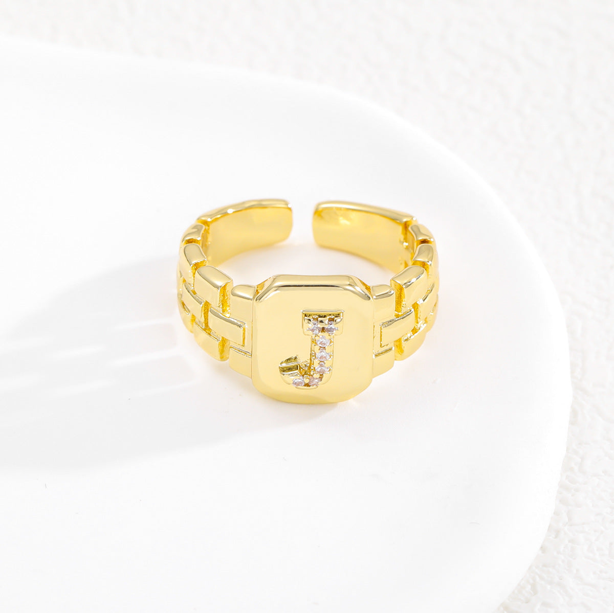 Wholesale letter series gold-plated jewelry strap design letter opening ring