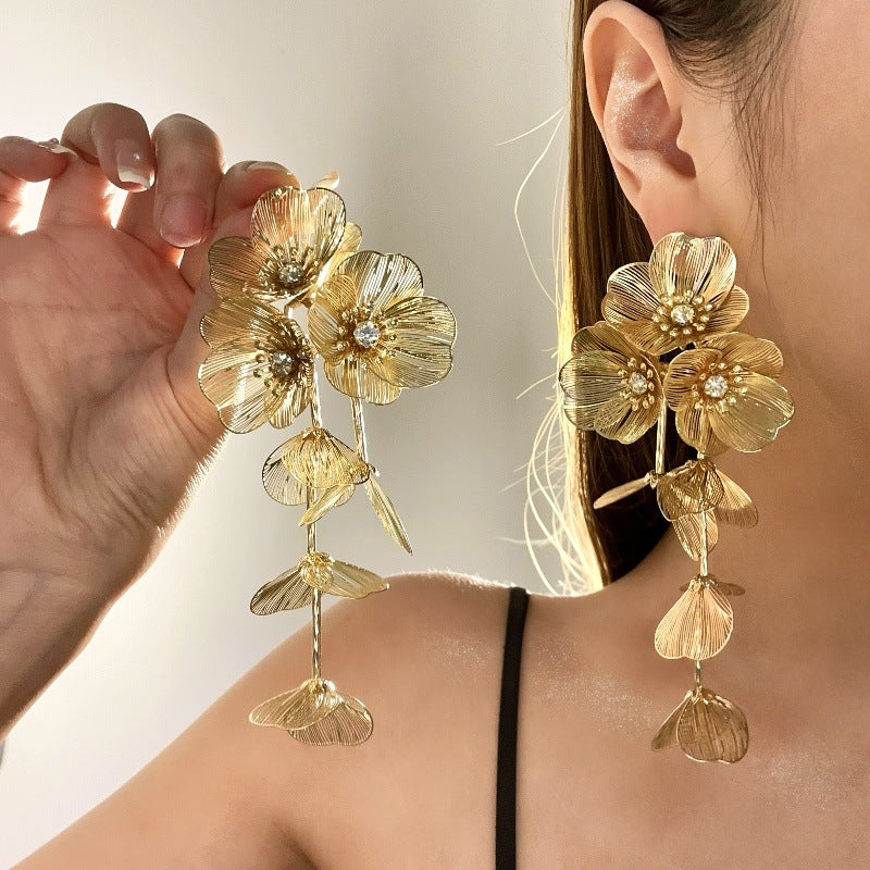 Wholesale Golden Tassel Flower Earrings