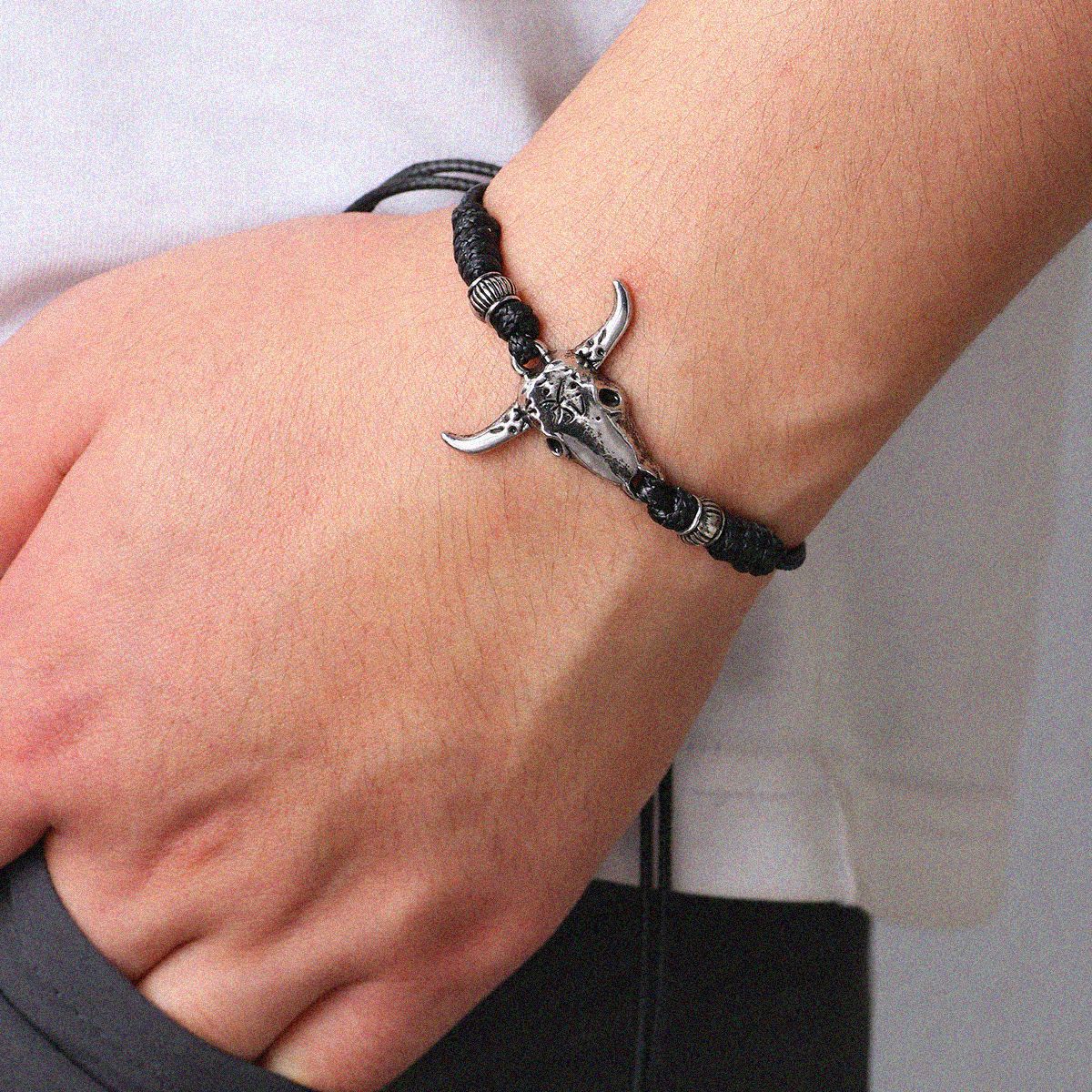 Wholesale Handmade Bull Head Bracelet Adjustable Lucky Rope Fashion Jewelry Accessory Gift