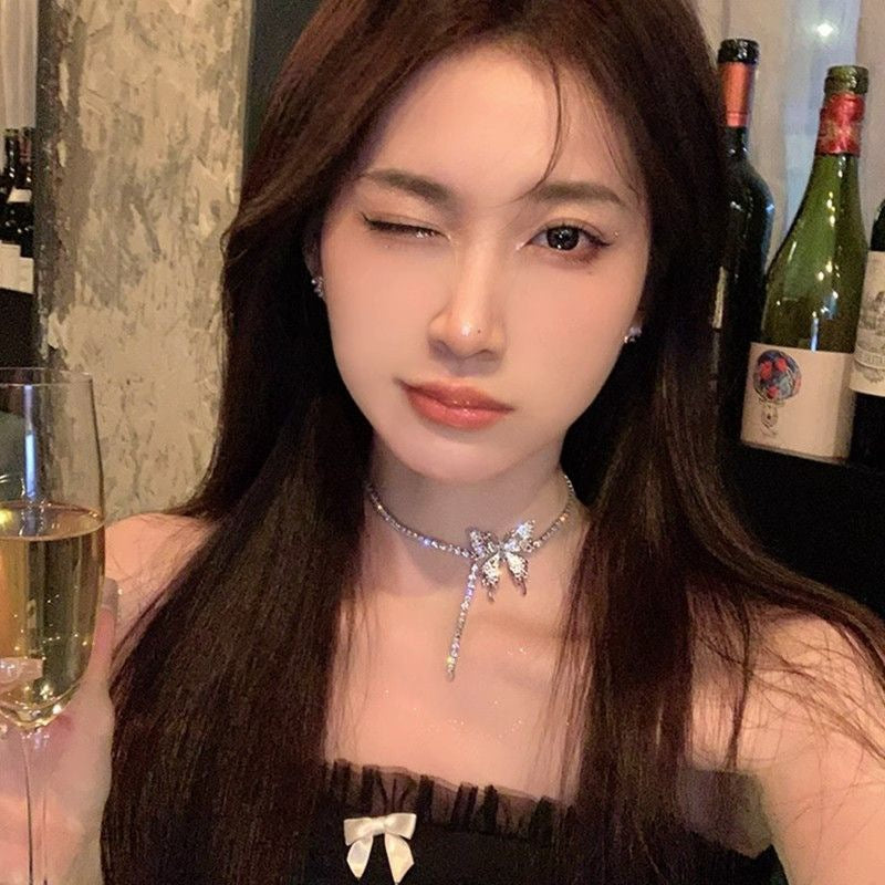 Wholesale  popular fashion  clavicle chain necklace  diamond butterfly necklace