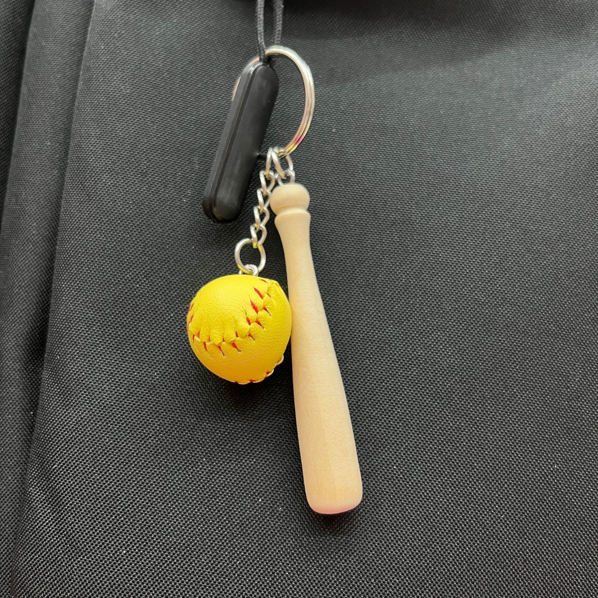 Wholesale  Baseball Keychain Pendant  Leather Keychains