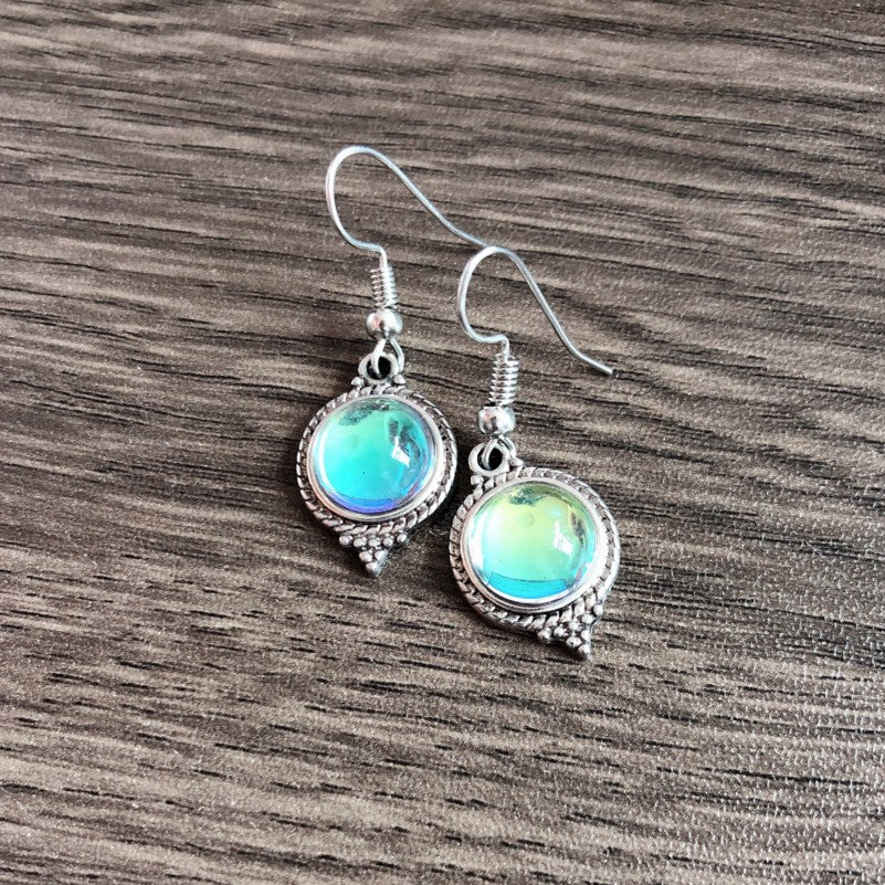 Wholesale  AliExpress new earrings retro independent station Moonstone geometric drop earrings spot