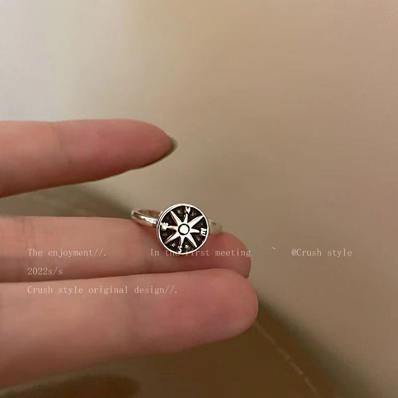 Wholesale Antique Silver Alloy Hollow Star Open Ring Women S Vintage Distressed Adjustable Ring Everyday Fashion Accessory