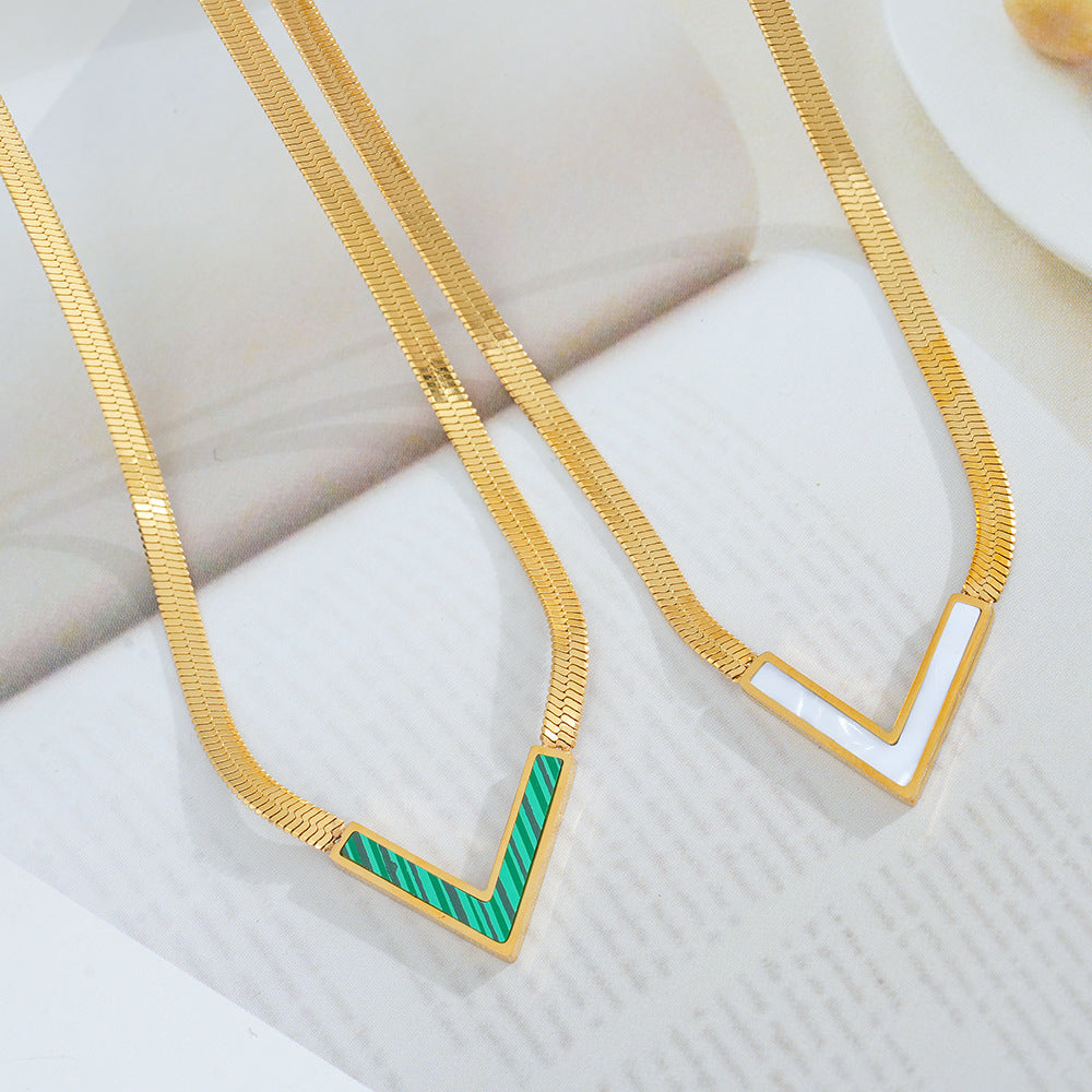 Wholesale Trendy V-Shaped Titanium Steel Necklace Snake Bone Chain Fashion Accessory for Boutique Resale