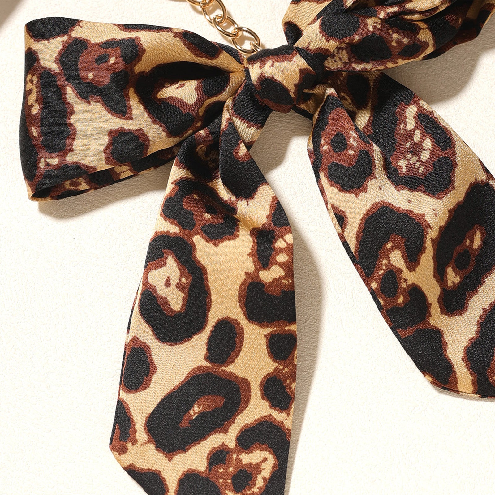Wholesale Creative leopard print bow keychain pendant,  bag accessory,  car pendant,  creative key chain,  small gift