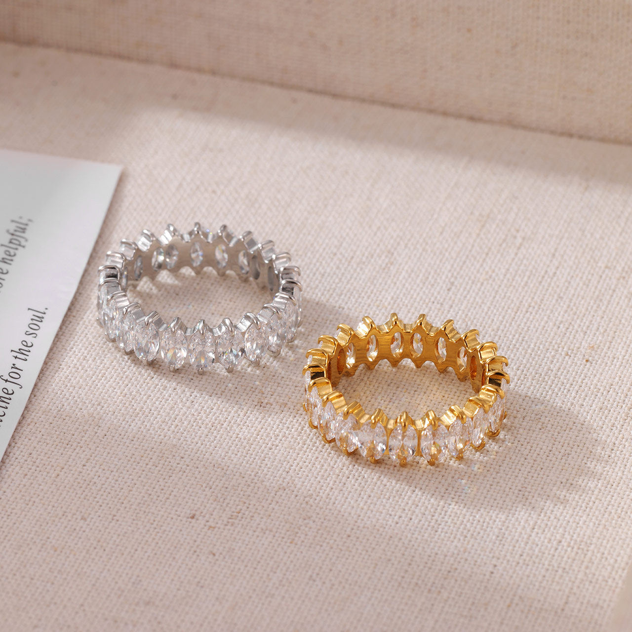 Wholesale Single-Row Diamond-Set Zirconium Titanium Steel Ring