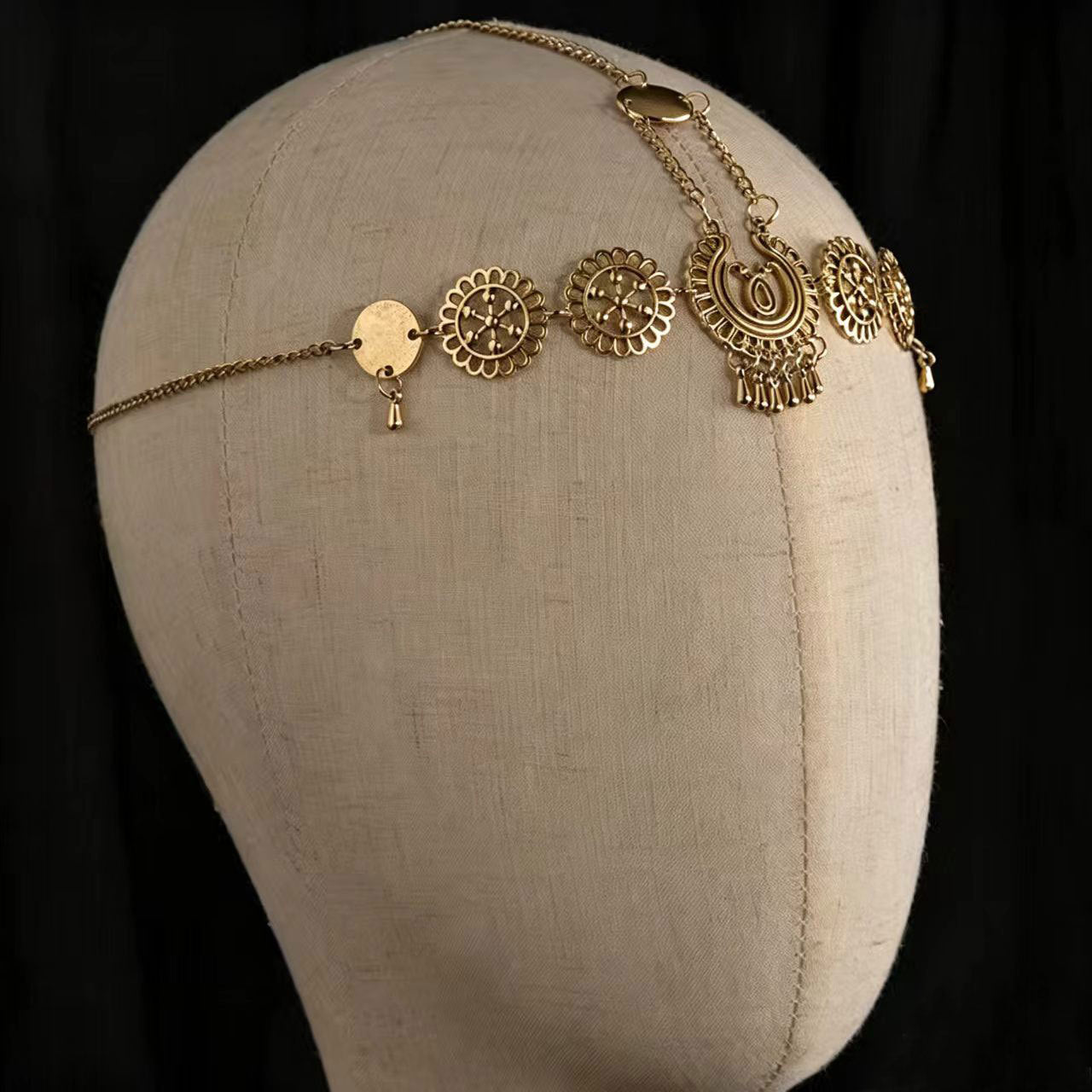 Wholesale Bohemian Alloy Forehead Chain with Tassel for Travel Photo Boutique Resale Jewelry Accessory