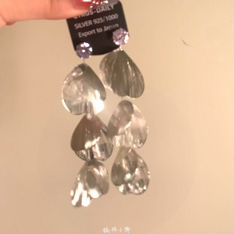 Wholesale Metal Petal Exaggerated Earrings Ear Clip