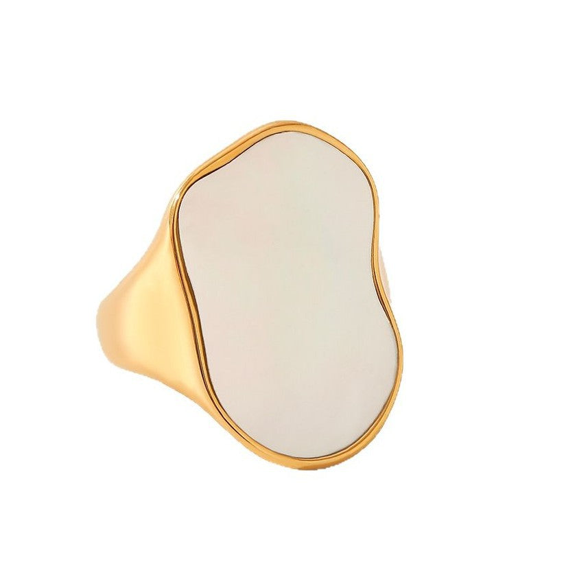 Wholesale  fashion jewelry  inlaid white shell gold-plated titanium steel ring