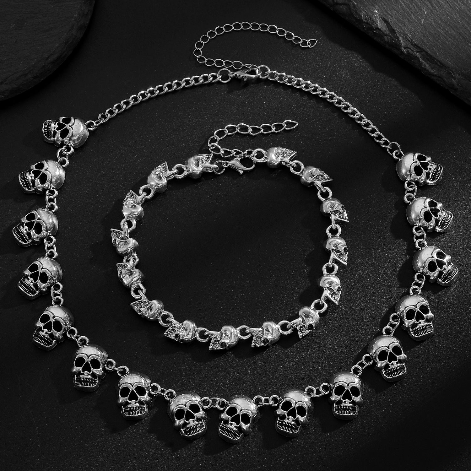 Wholesale Gothic Punk Skull Bracelet Fashion Accessory  Gift