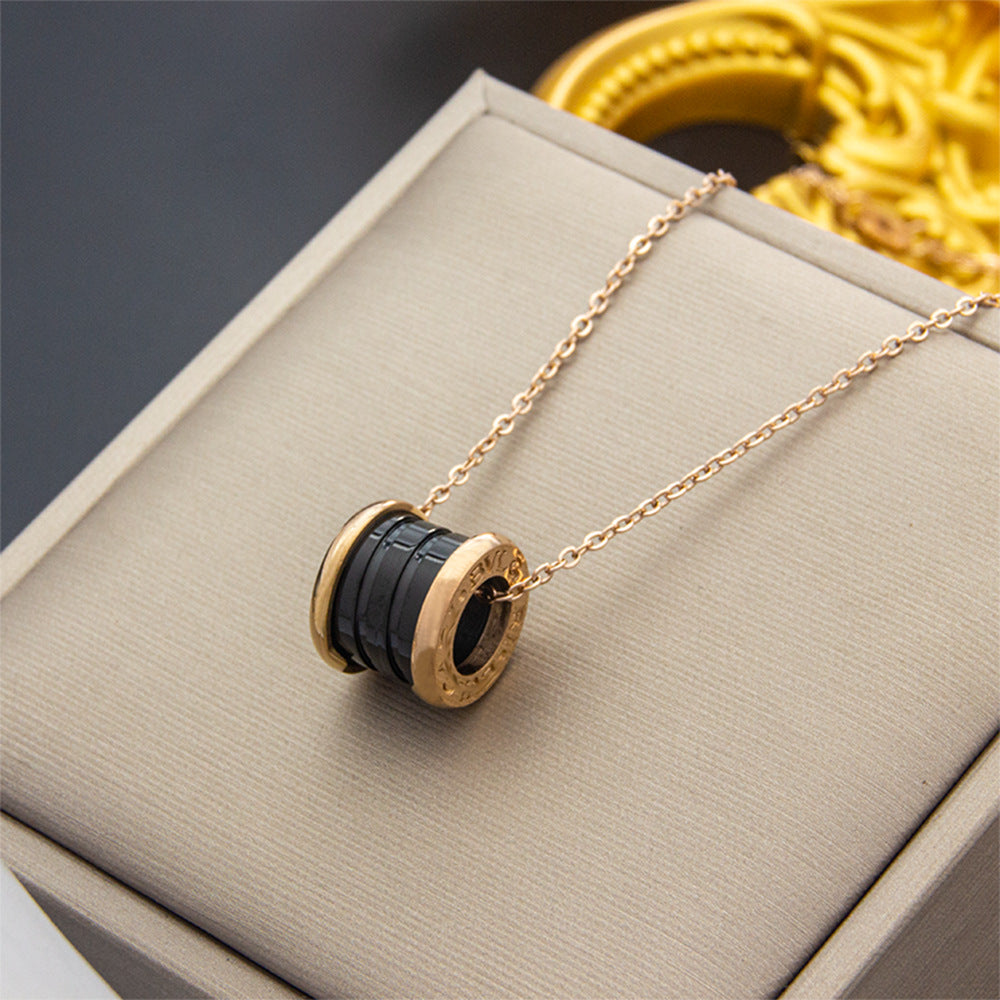 Wholesale Trendy Roman Numeral Titanium Steel Pendant Necklace,  Electroplated Gold Finish,  Unisex Jewelry Accessory for Resale ACCVIP