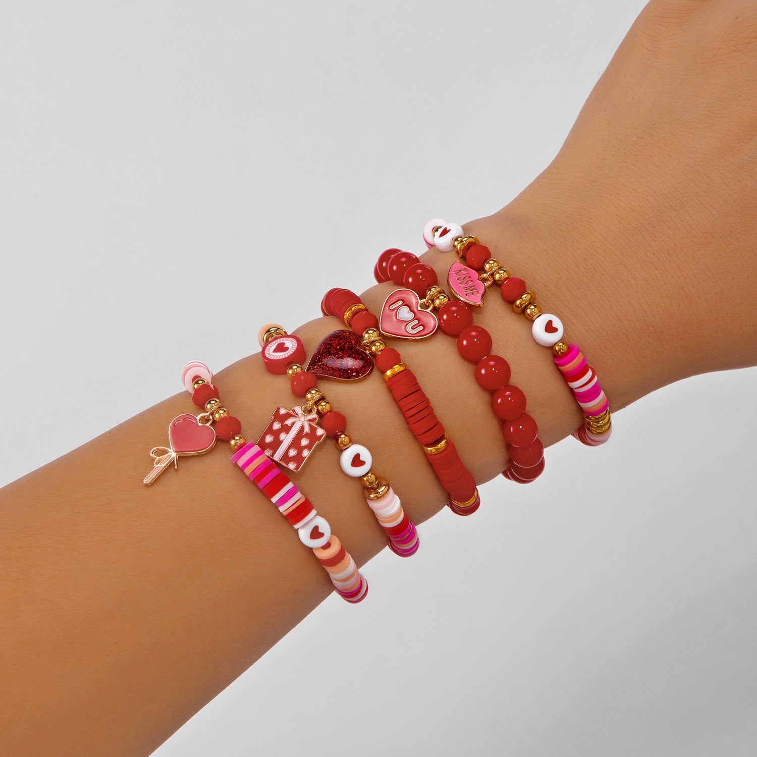 Wholesale Valentine' s Day Red Heart Bracelet