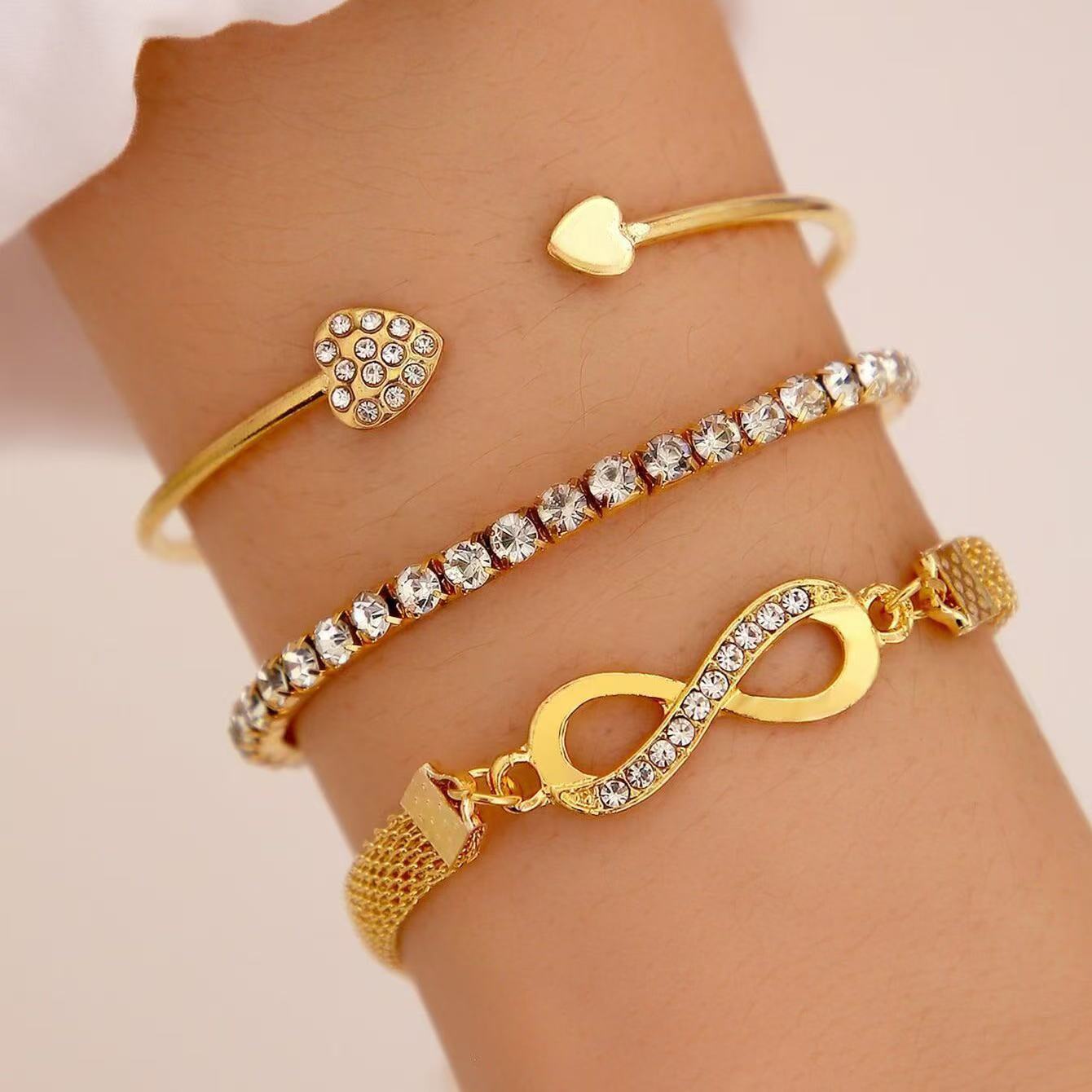 Wholesale Bohemian Hollow Heart Moon Geometric Alloy Bracelet 5-Piece Set Fashion Accessory Gift