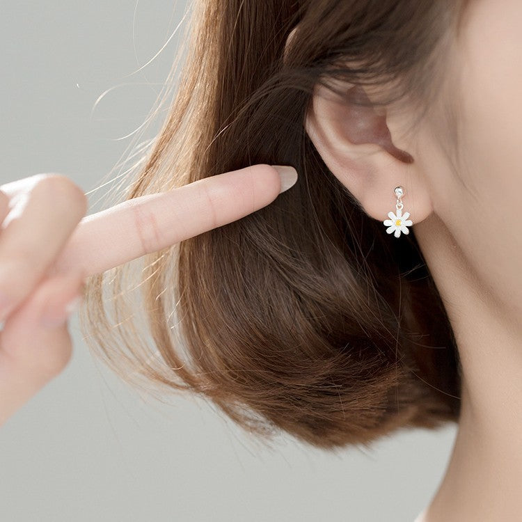 Wholesale  small daisy earrings with flower earrings