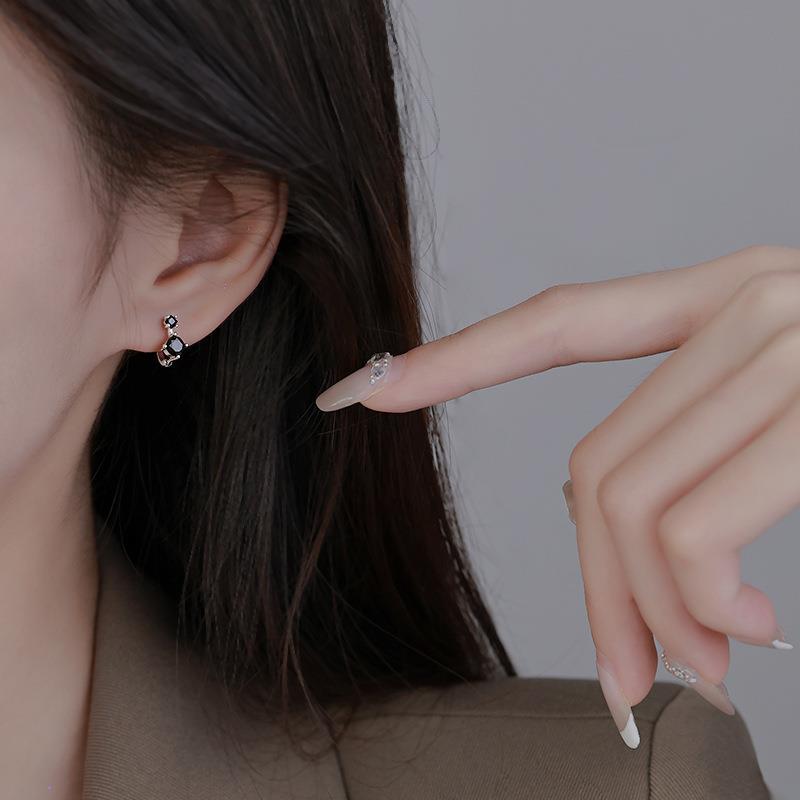 Wholesale copper inlaid black zircon silver gold earrings