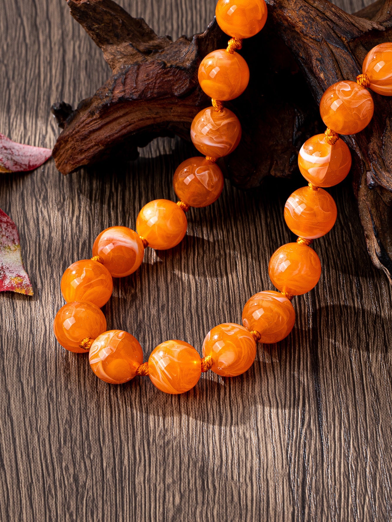 Wholesale Modern Boho Handmade Resin Cloud Bead Necklace For Women Mahogany Boutique Jewelry Accessory