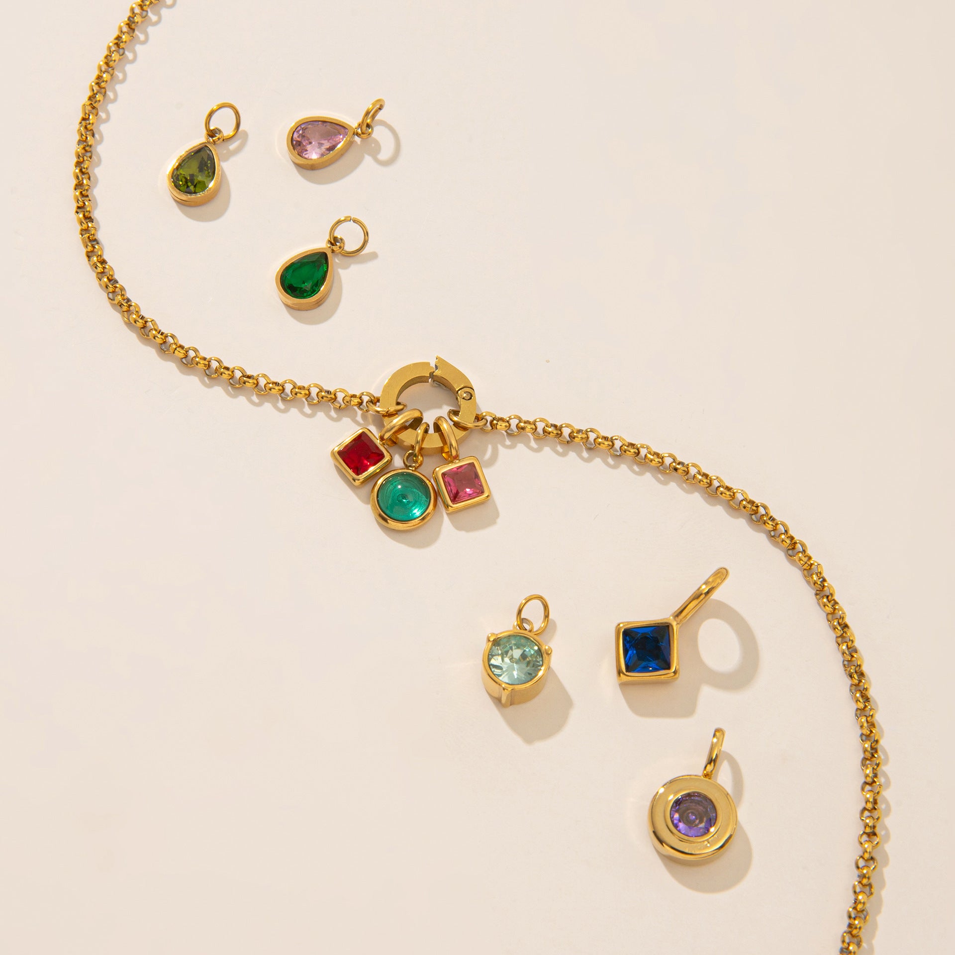 Wholesale Stainless steel electroplated 18K gold 12 birthstone adjustable pendant necklace