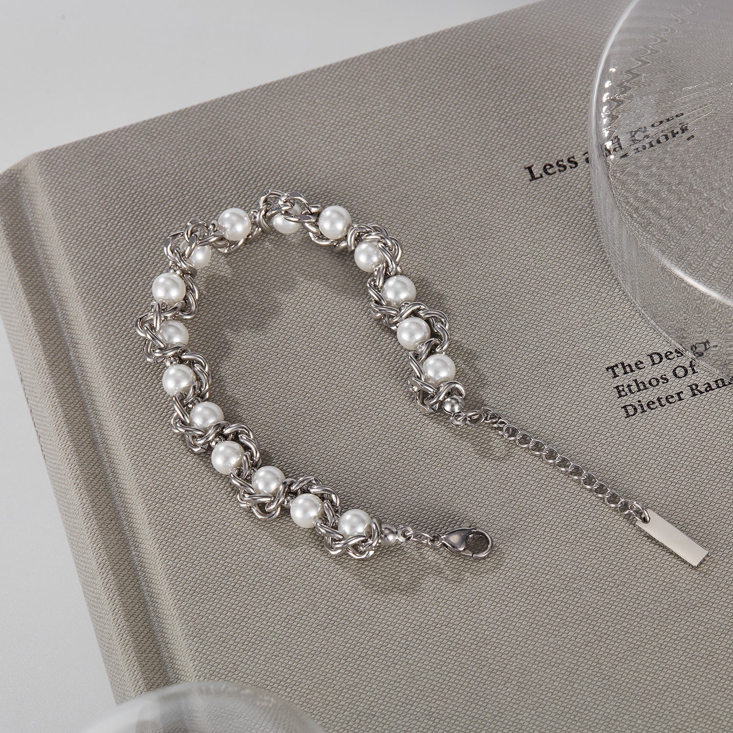 Wholesale  stainless steel trend creative pearl winding chain bracelet