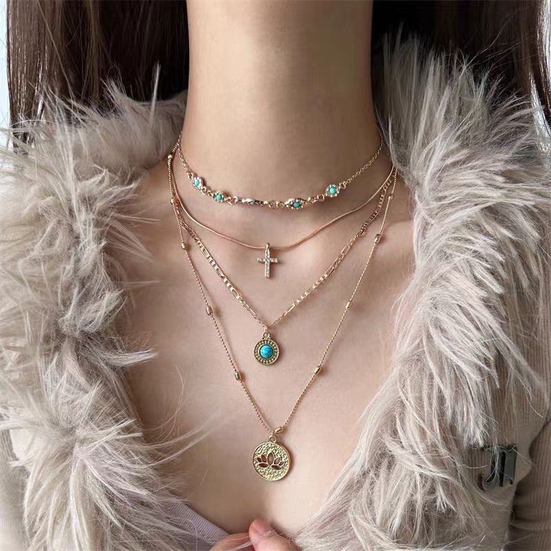 Wholesale Vintage Twin Butterfly Layered Necklace for Women,  Stylish Jewelry Accessory Gift