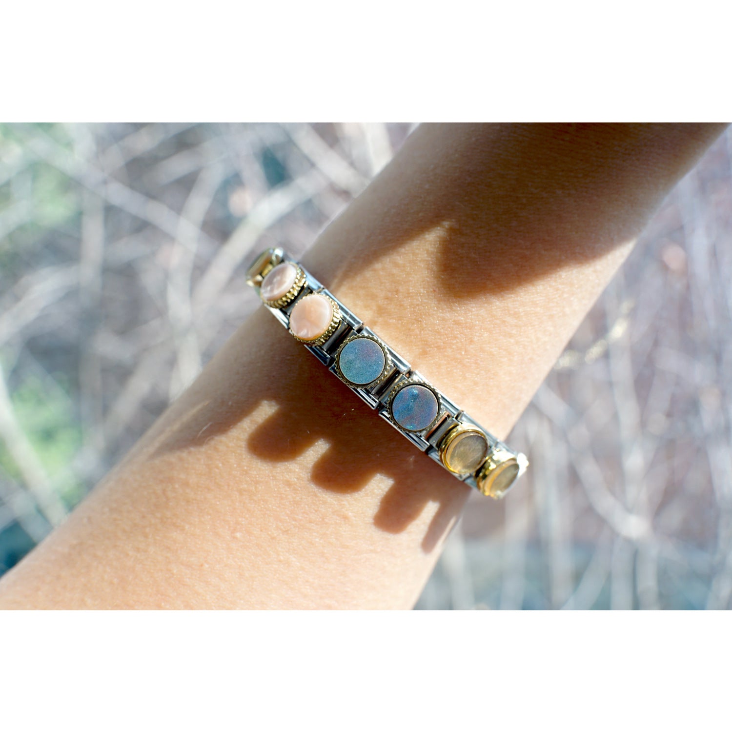 Wholesale 5PCS Stainless Steel Electroplating Cute Round Fritillaria Bracelet - Jewelry Accessory for Party and Gift
