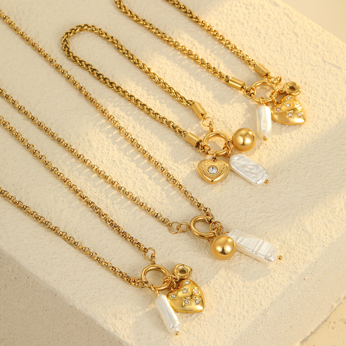 Wholesale Diamond Love Pendant Necklace Light Luxury Stainless Steel Bracelet