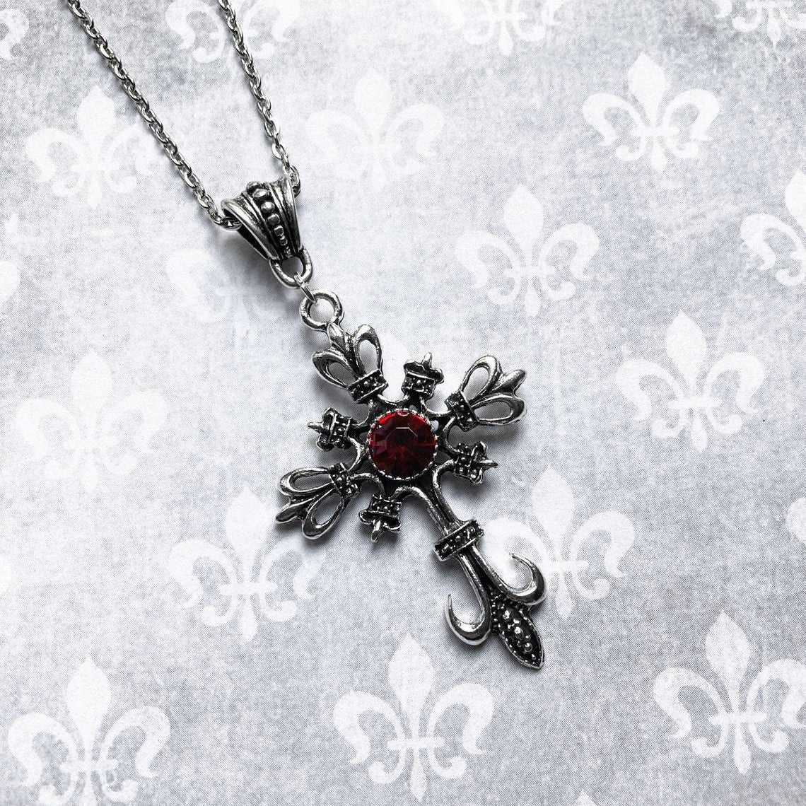 Wholesale Gothic Baroque Silver Tone Cross Pendant Necklace Trendy Jewelry Accessory For Gift Party And Boutique Resale