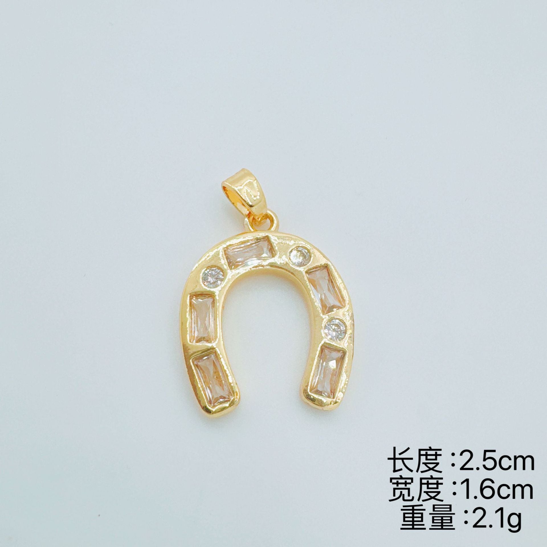 Wholesale Light Luxury Horseshoe Zircon Pendant Necklace,  Copper with 18K Gold Plating,  Jewelry Accessory