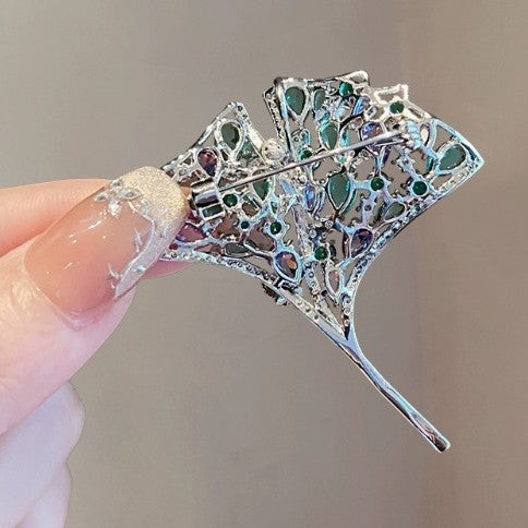 Wholesale Green Water Diamond Ginkgo Leaf Brooch