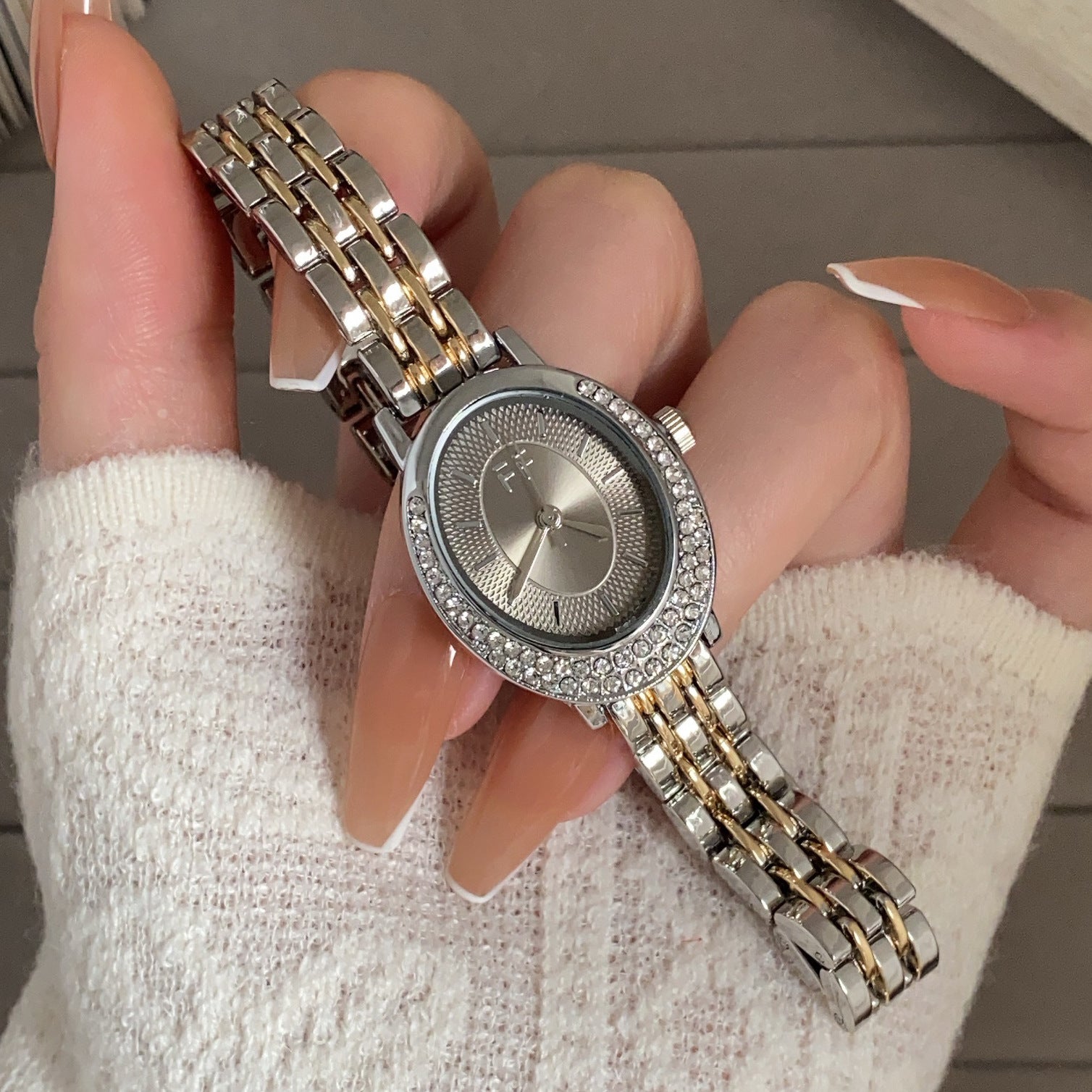 Wholesale Women S Crystal Embellished Oval Dial Quartz Watch Two Tone Gold Steel Band Chic Fashion Accessory For Everyday Wear Or Gift