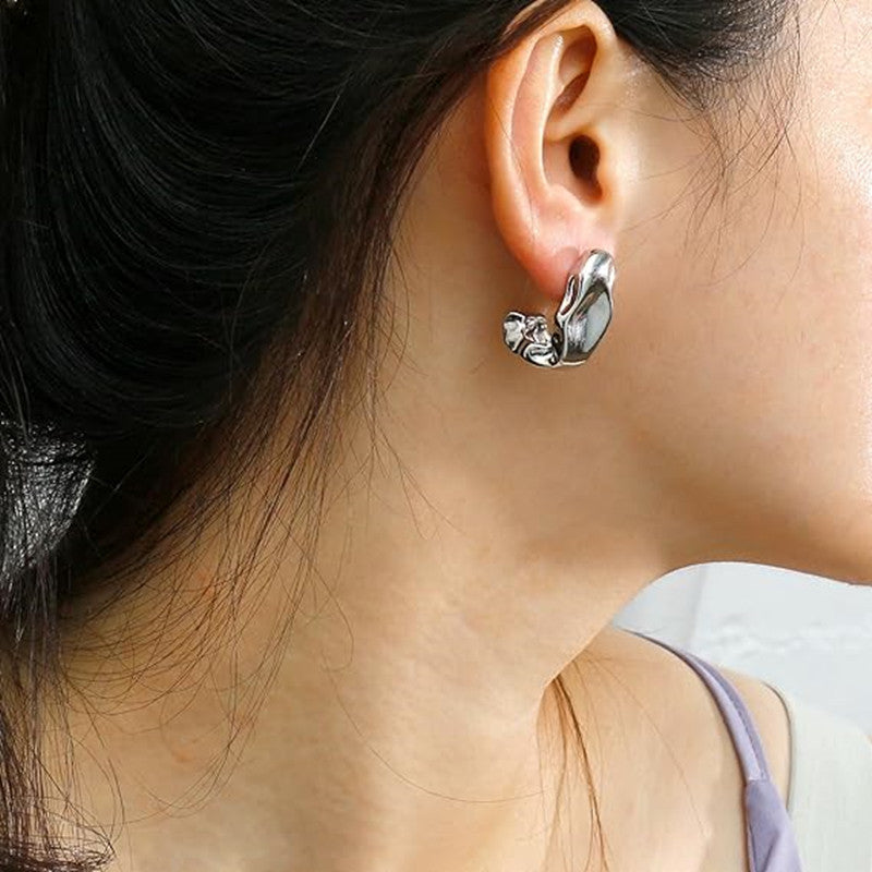 Wholesale Hammer Patterned Irregular Metal Pleated Metal Earrings