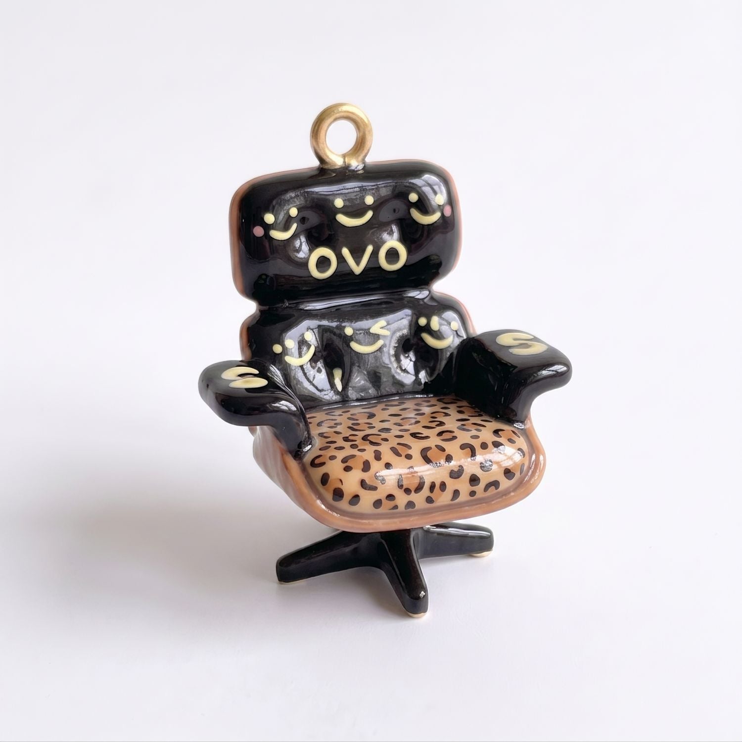 Wholesale Retro Animal Print Miniature Furniture Charms Copper DIY Pendant Necklace Accessory Bag Charm Craft Supply
