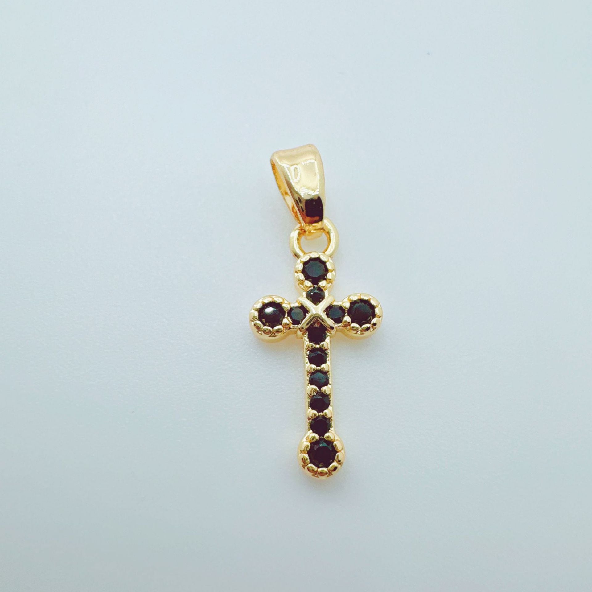 Wholesale =Micro-set Zircon Cross Pendant Necklace Copper Electroplated Fashion Accessory