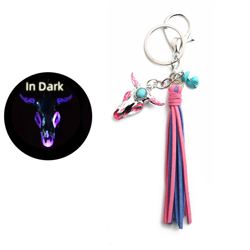 Wholesale retro Western style turquoise luminous cow head fluorescent metal keychain