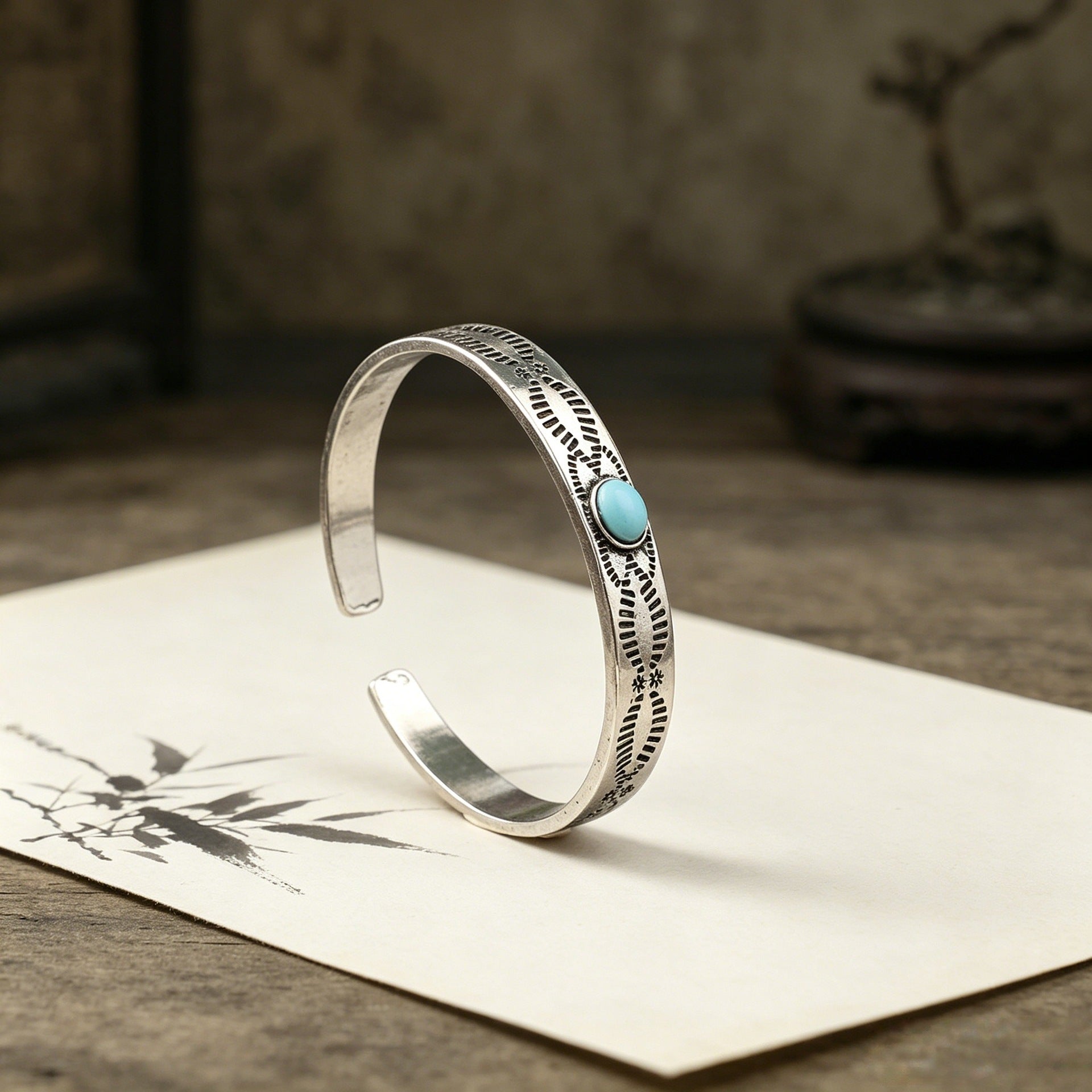 Wholesale Antique Silver Alloy Turquoise Bracelet Bohemian Geometric Totem Design Fashion Jewelry Accessory