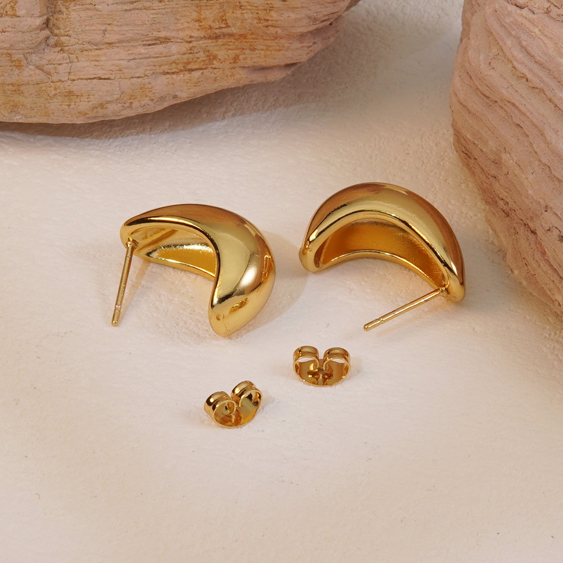 Wholesale  titanium steel earrings fashion personality smooth small water drop earrings