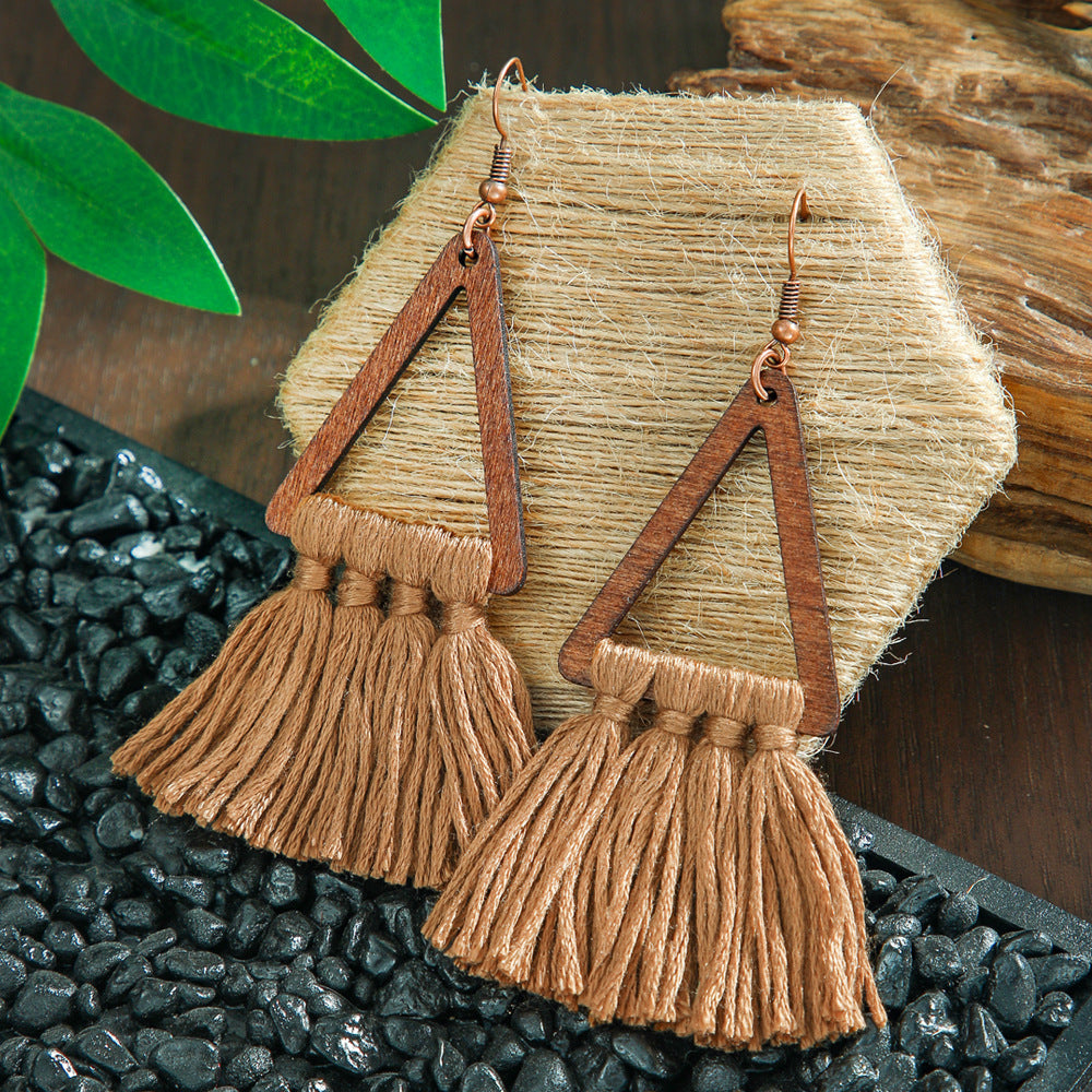 Wholesale Bohemian Tassel Earrings Metal Leather Leaf Circle Fashion Accessory for Party Wear