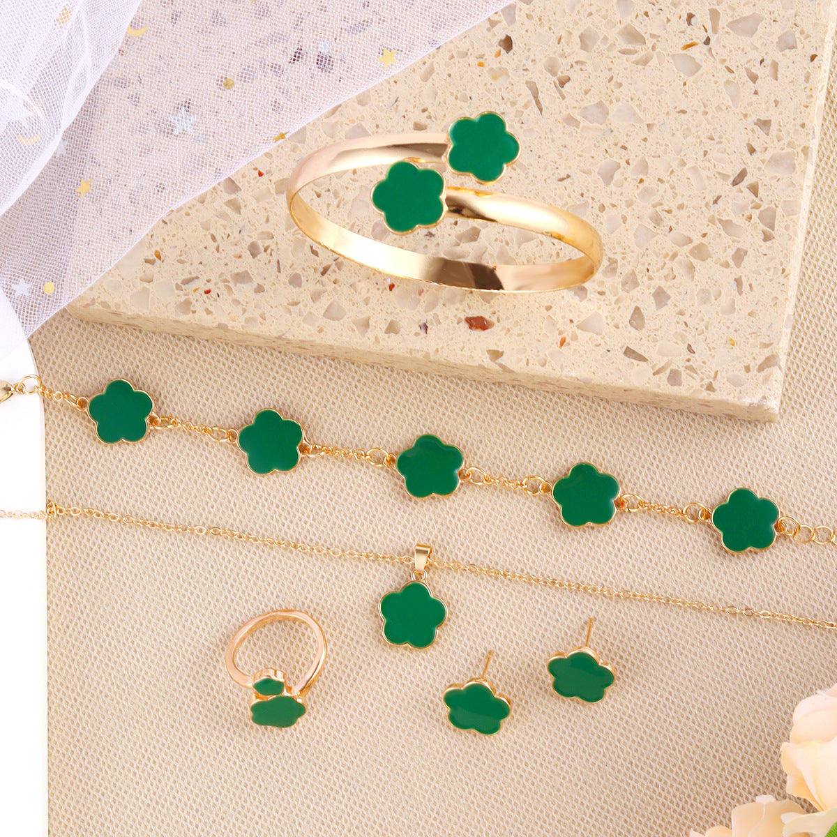 Wholesale Five Leaf Flower Earrings Necklace Bracelet Bracelet Ring Set ACC-NE-ErJJ003
