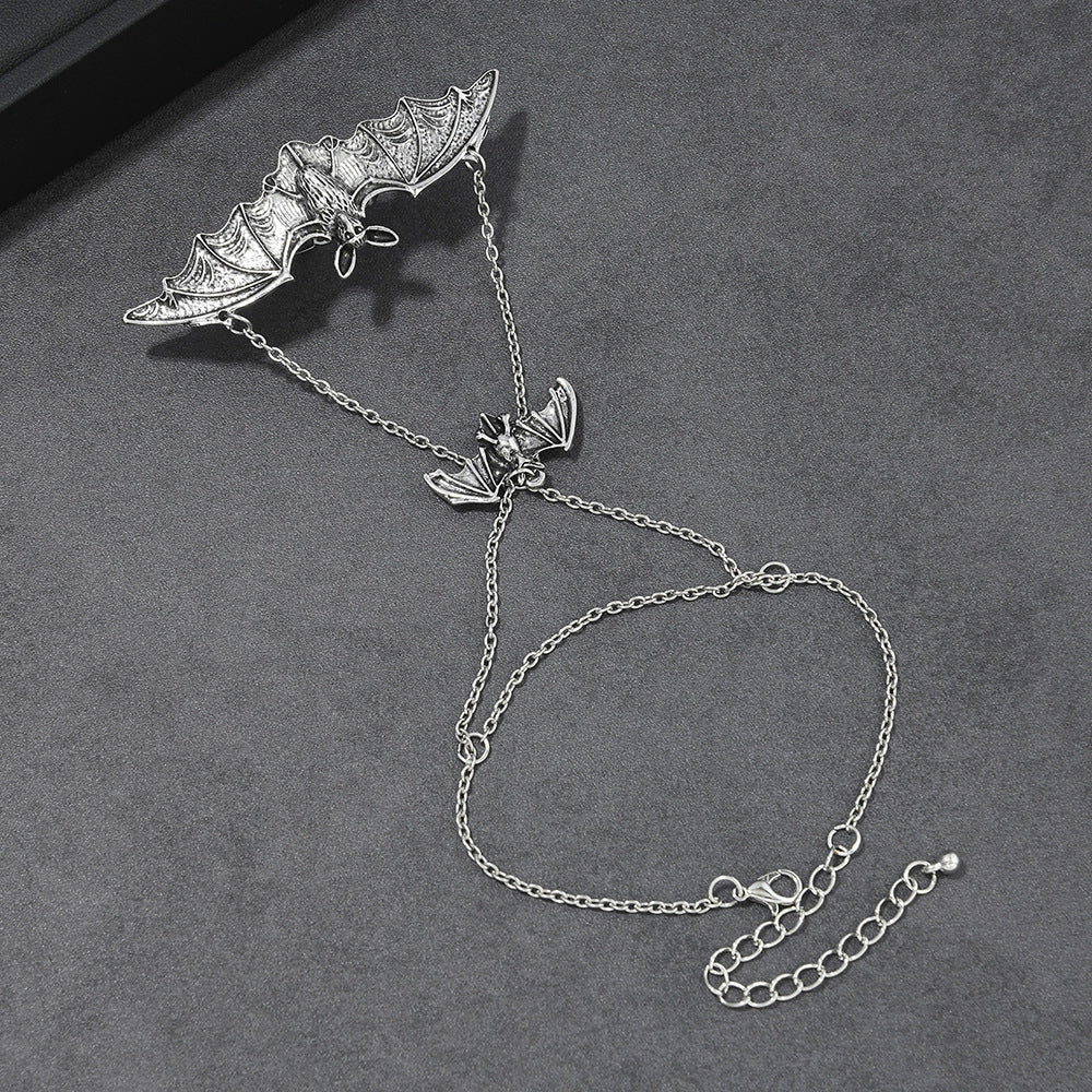 Wholesale Zinc Alloy Gothic Punk Bat Hand Chain Jewelry for  Party Boutique Resale