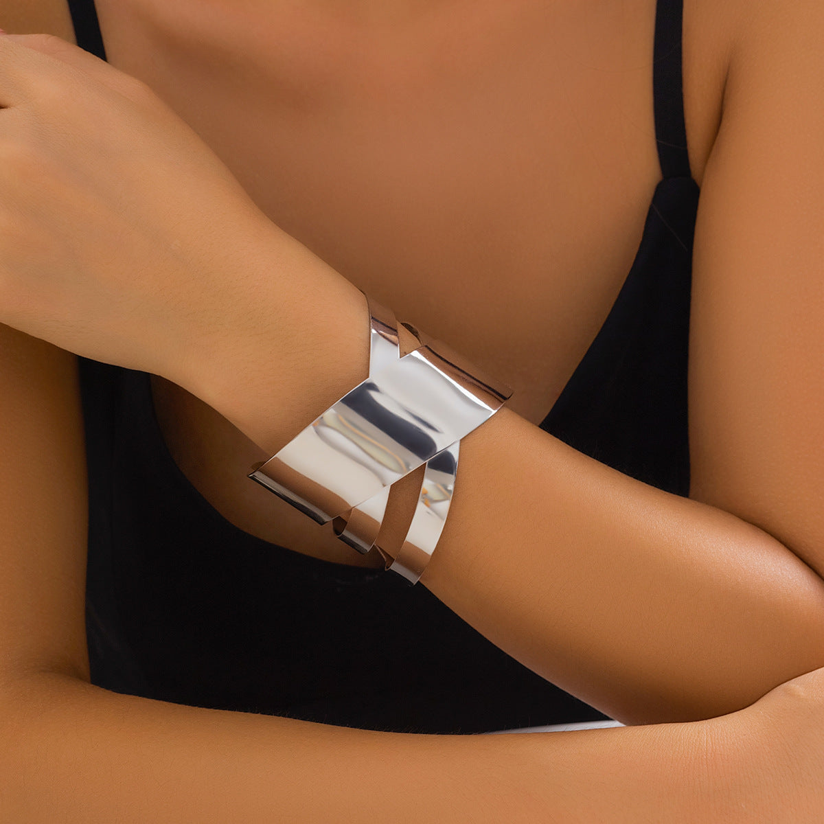 Wholesale Metal Adjustable Cuff Bracelets ACC-BT-XueRou002