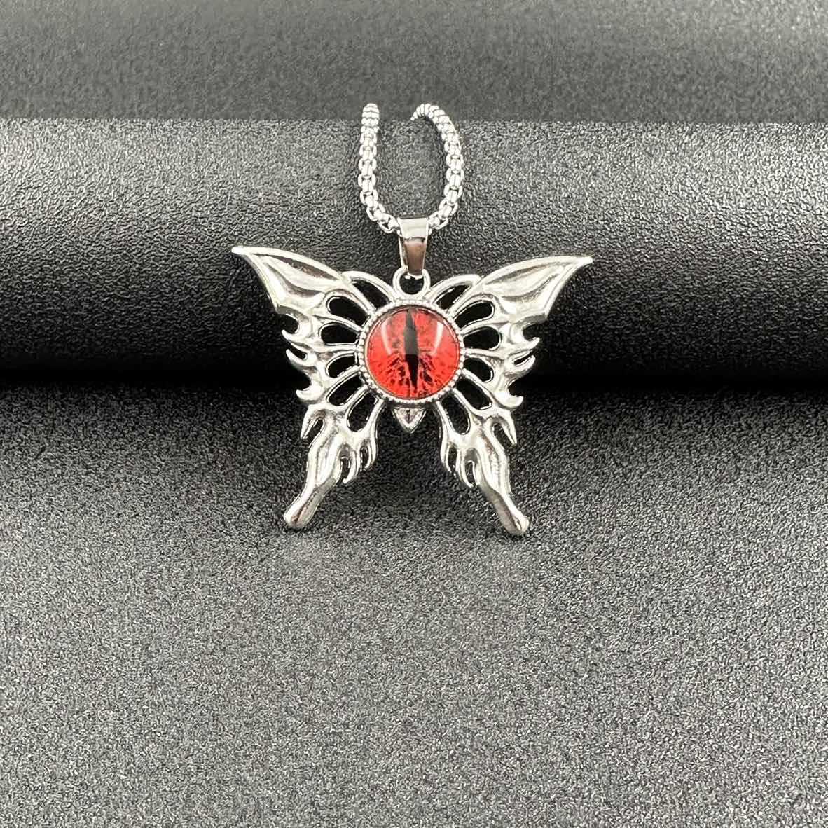 Wholesale Retro Devil' s Eye Butterfly Pendant Necklace for Men,  Zinc Alloy,  Boutique Resale