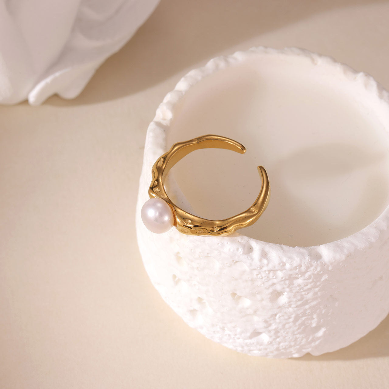 Wholesale Geometric Titanium Steel Open Ring with Faux Pearl