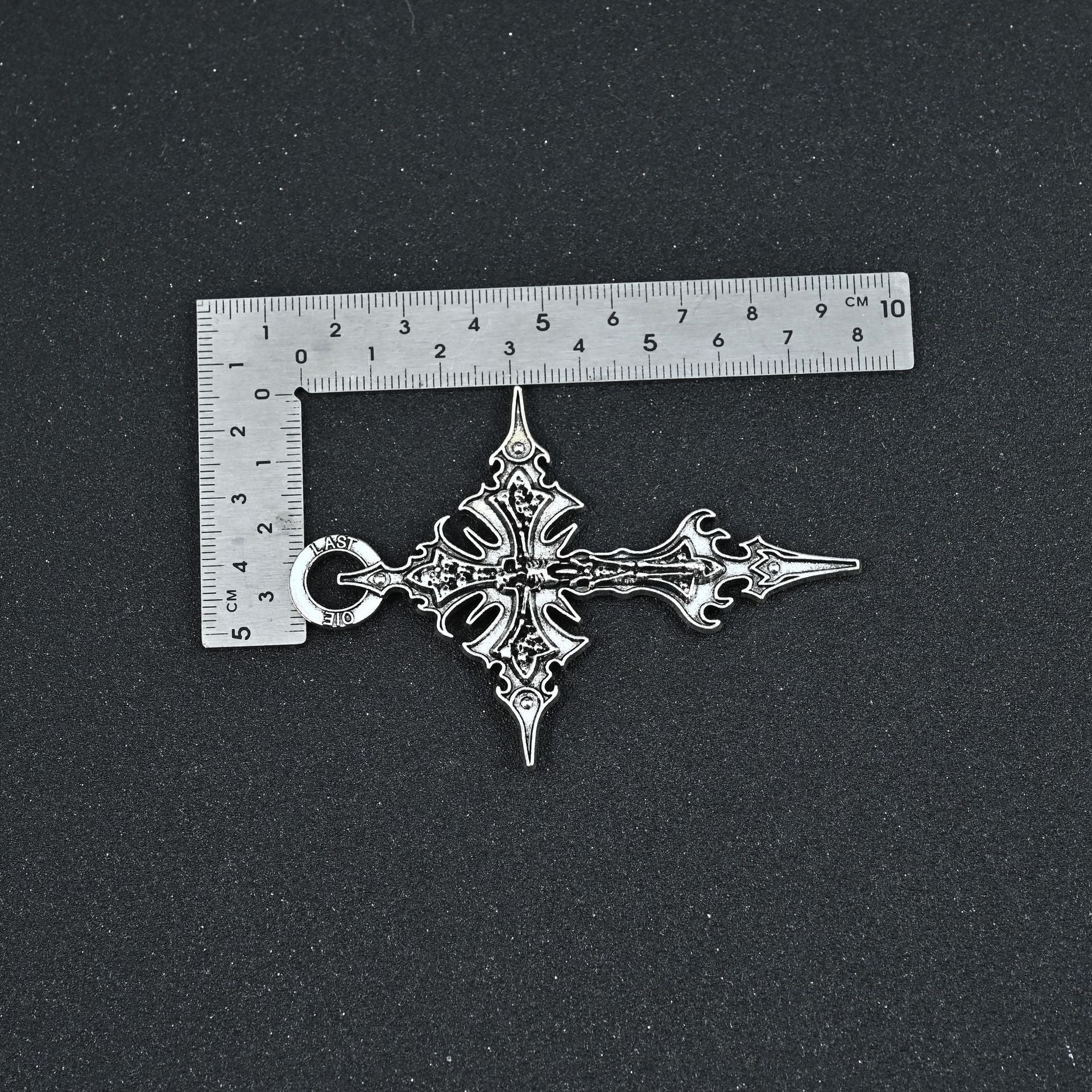 Wholesale Gothic Skull Cross Pendant Necklace Titanium Steel Punk Hip Hop Jewelry Accessory For Men Women Boutique Resale