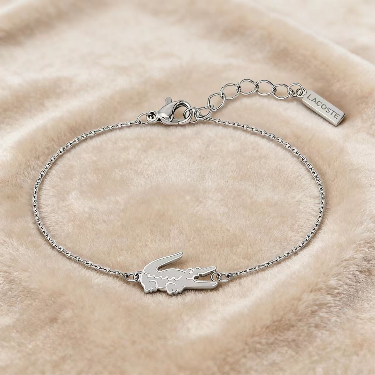 Wholesale Adjustable titanium steel bracelet with large crocodile design