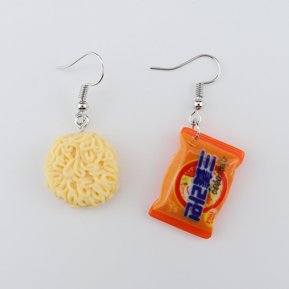 Wholesale  10pcs Creative  Fries Instant Noodles Earrings