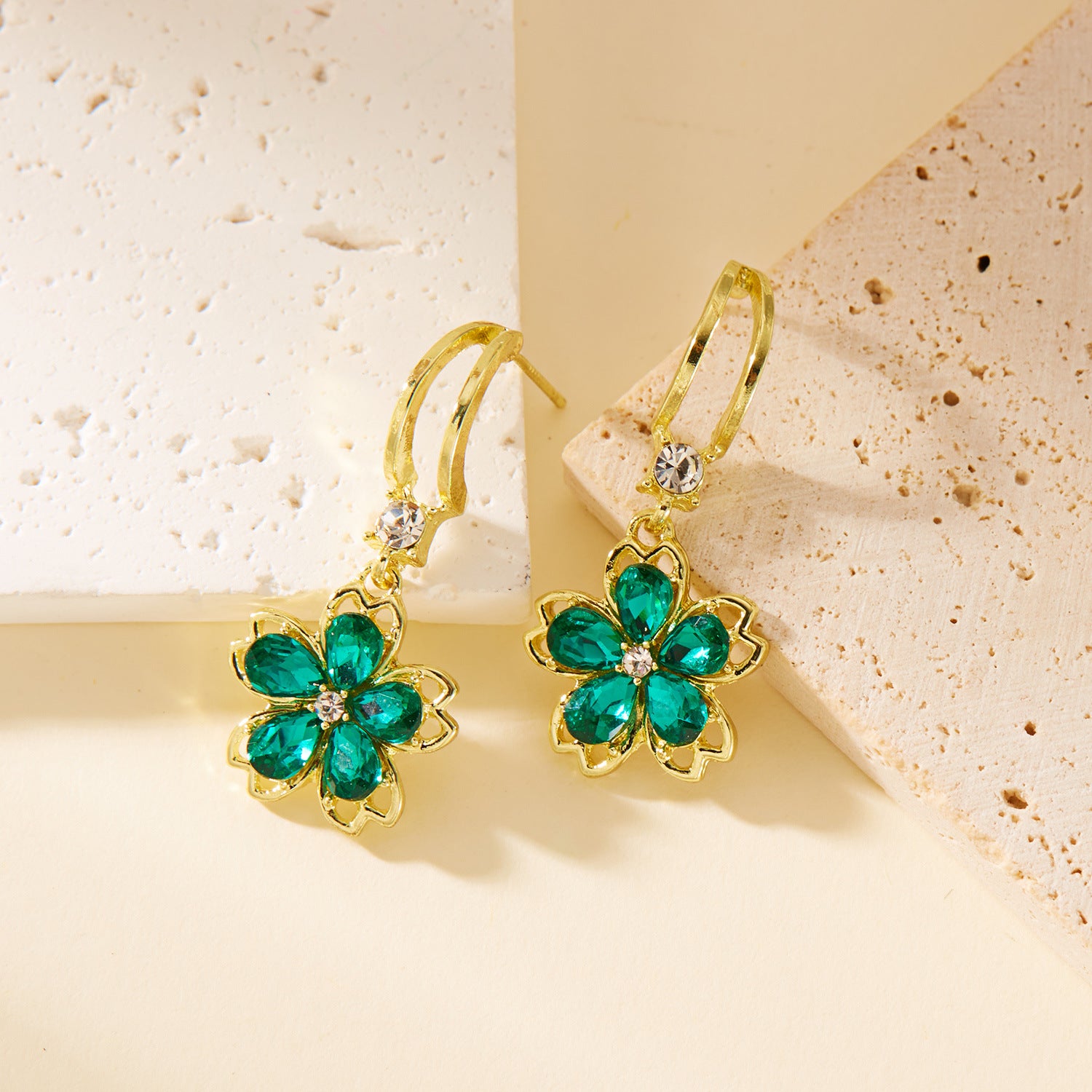 Wholesale  flower earrings  multi-color crystal  earrings