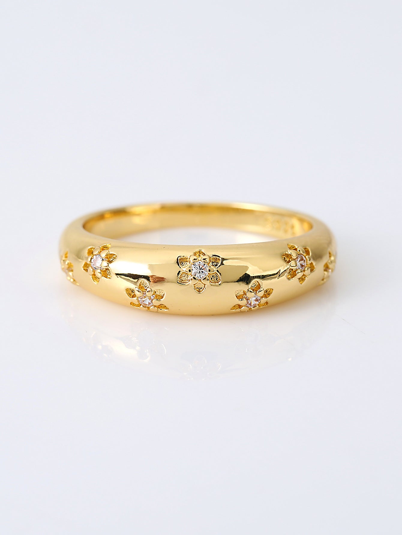 Wholesale Fashion Light Luxury Copper Inlaid Zircon Flower Ring