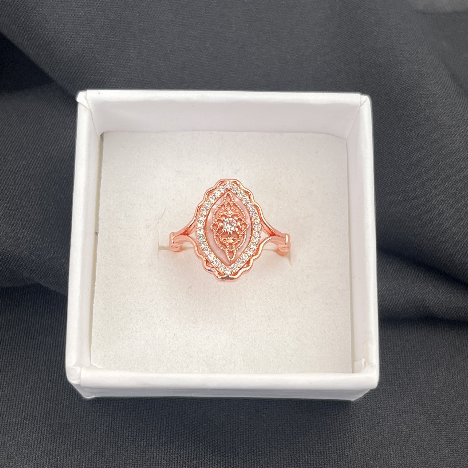 Wholesale Hollow Lace Diamond All-match Ring