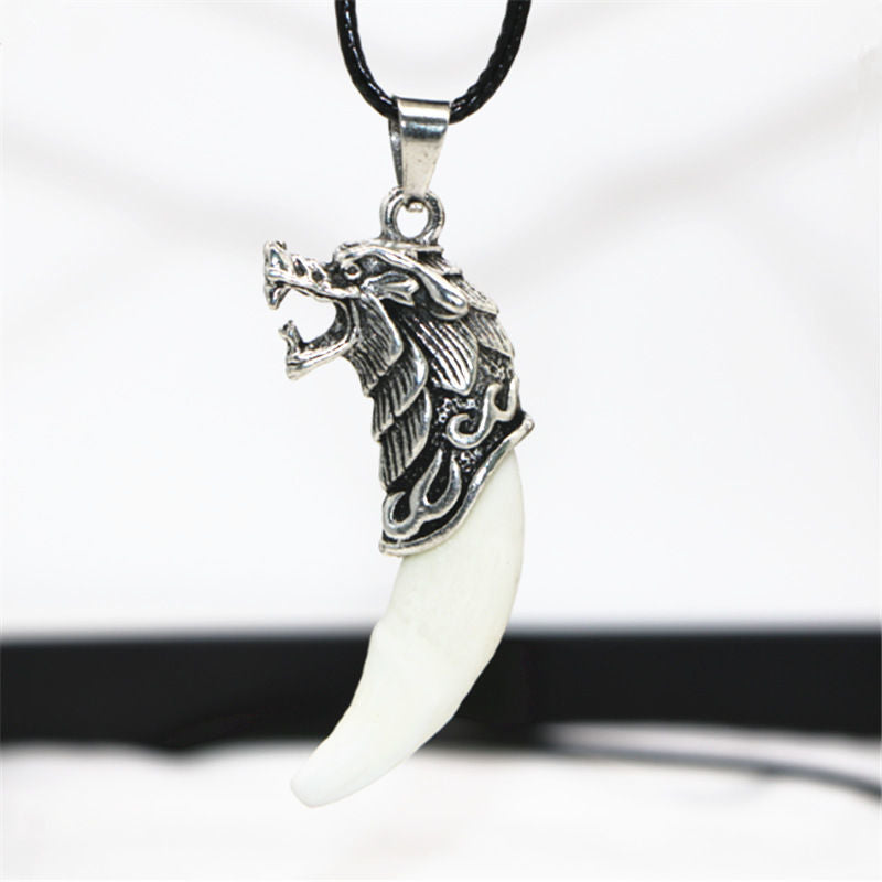 Wholesale Spike Pendant  Personality Teeth Necklace